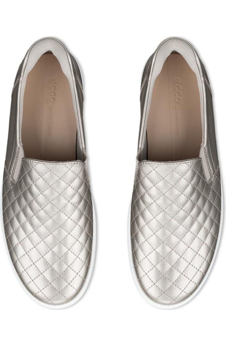 ECCO Soft 7 Slip-On Quilted Sneaker, Alternate, color, Pure Cashmere Foil