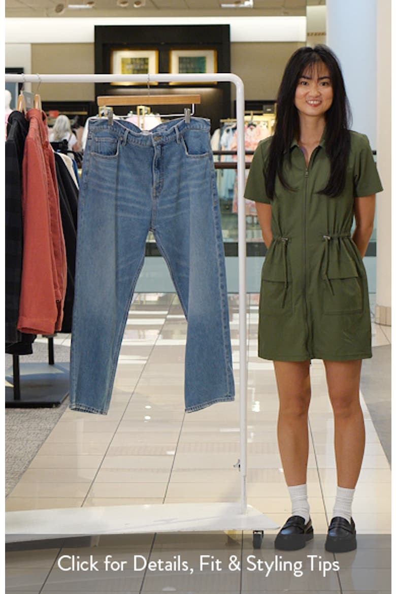 Good Standard Mid Rise Straight Leg Jeans video