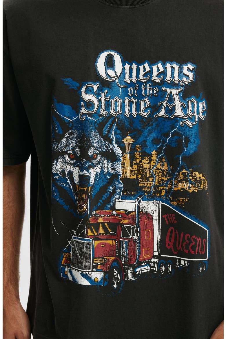 Men's Everyday Fit Music T-Shirt, Alternate, color, Washed Black  Queens Of The