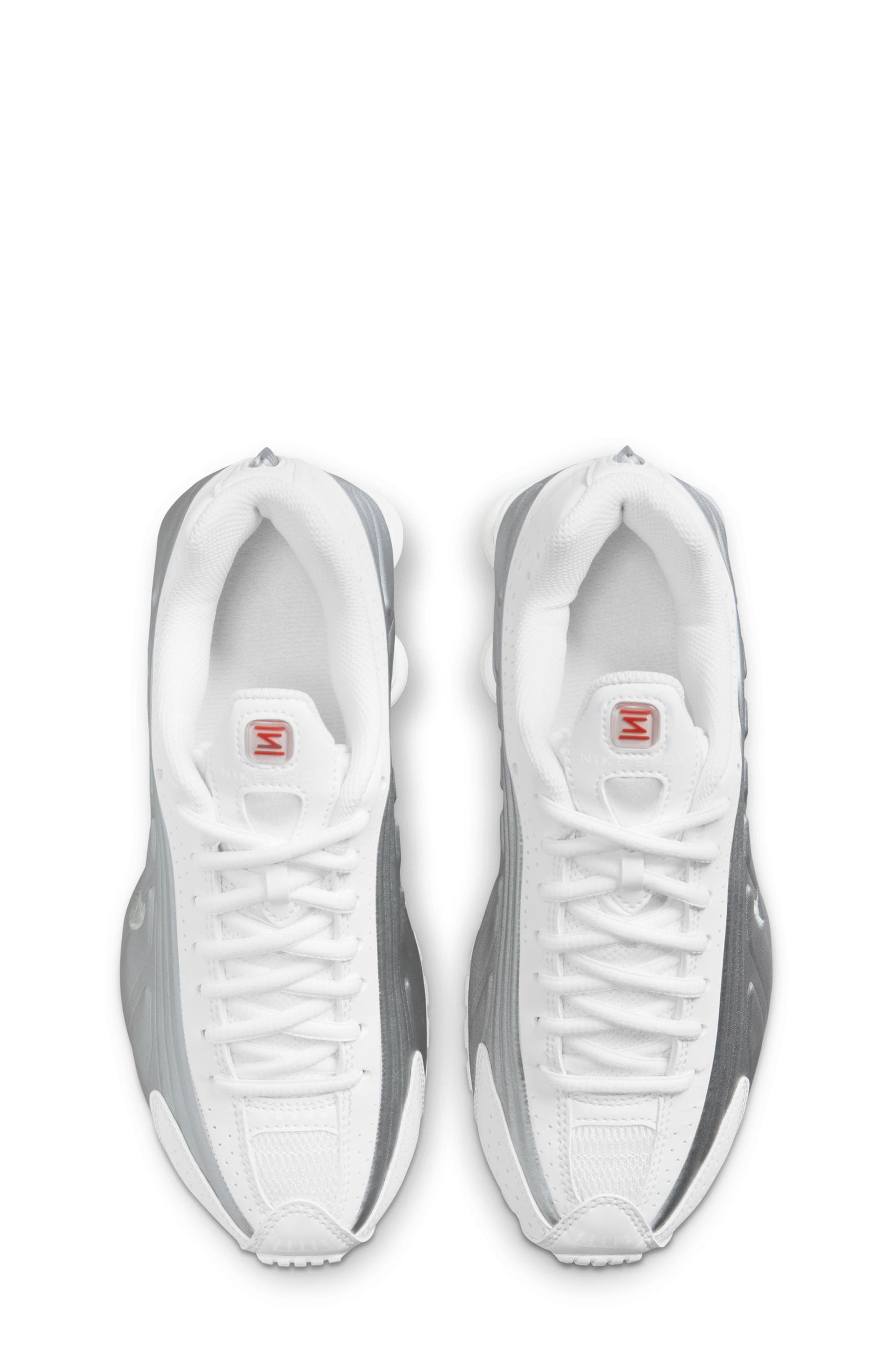 Shox R4 Sneaker, Alternate, color, 101 WHITE/M SILV