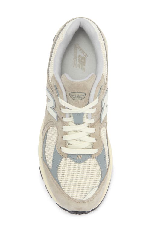 New Balance Gender Inclusive 2002r Sneaker