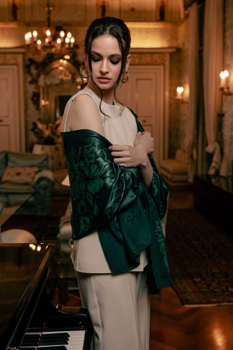 Isabella - Silk Scarf/Shawl for Women