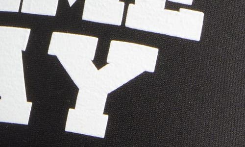 Friday Feelin ' Game Day Trucker Hat In Black