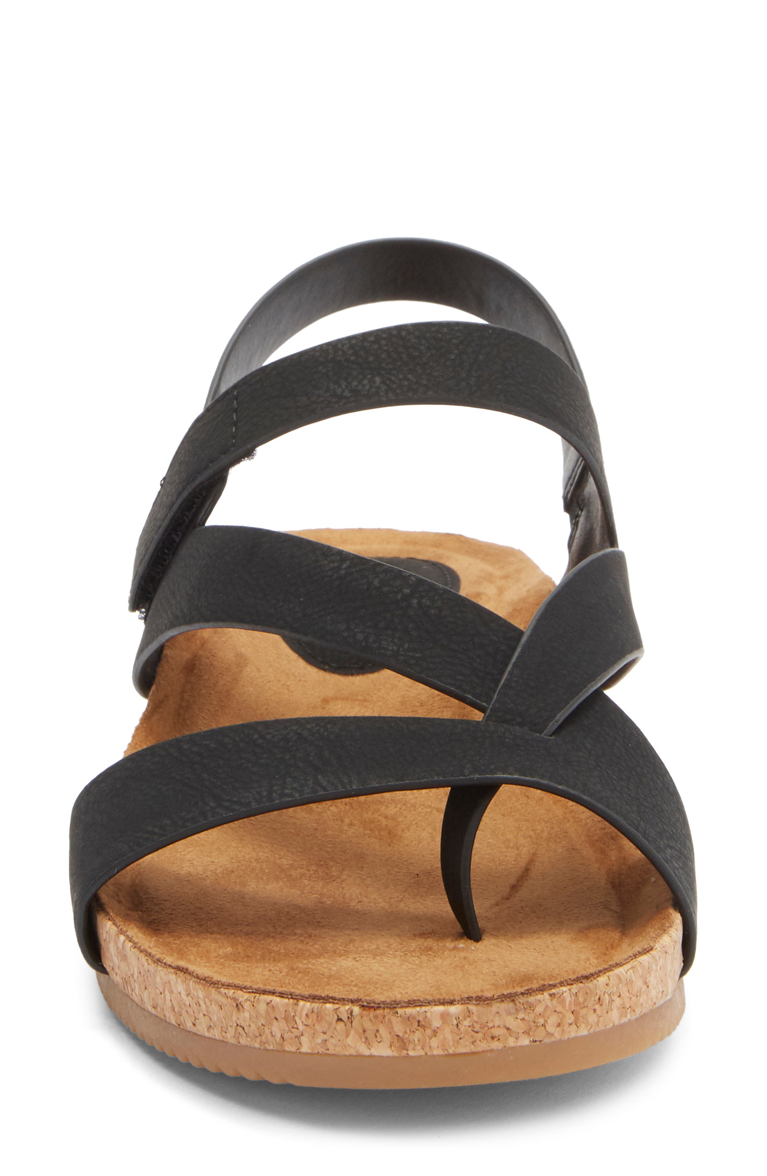 EUROSOFT Gannon Slingback Sandal, Alternate, color, Black