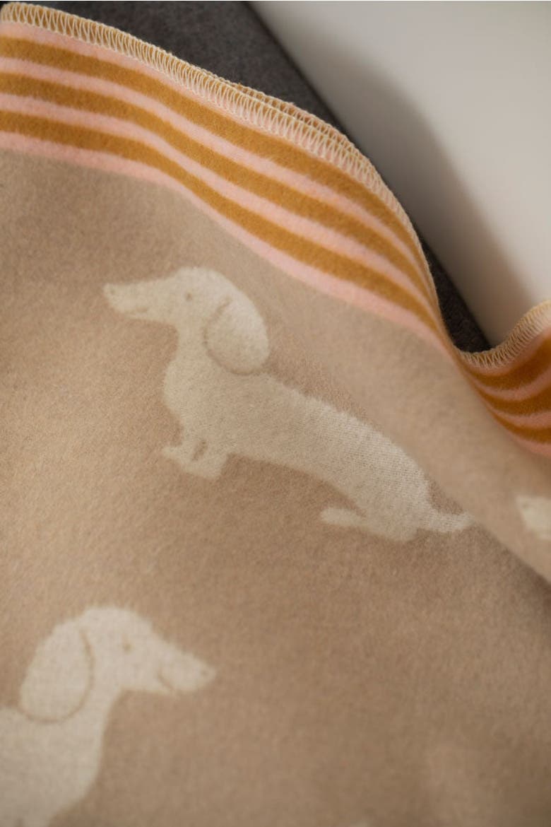 Juwel Dachshund Baby Blanket, Alternate, color, Ecru