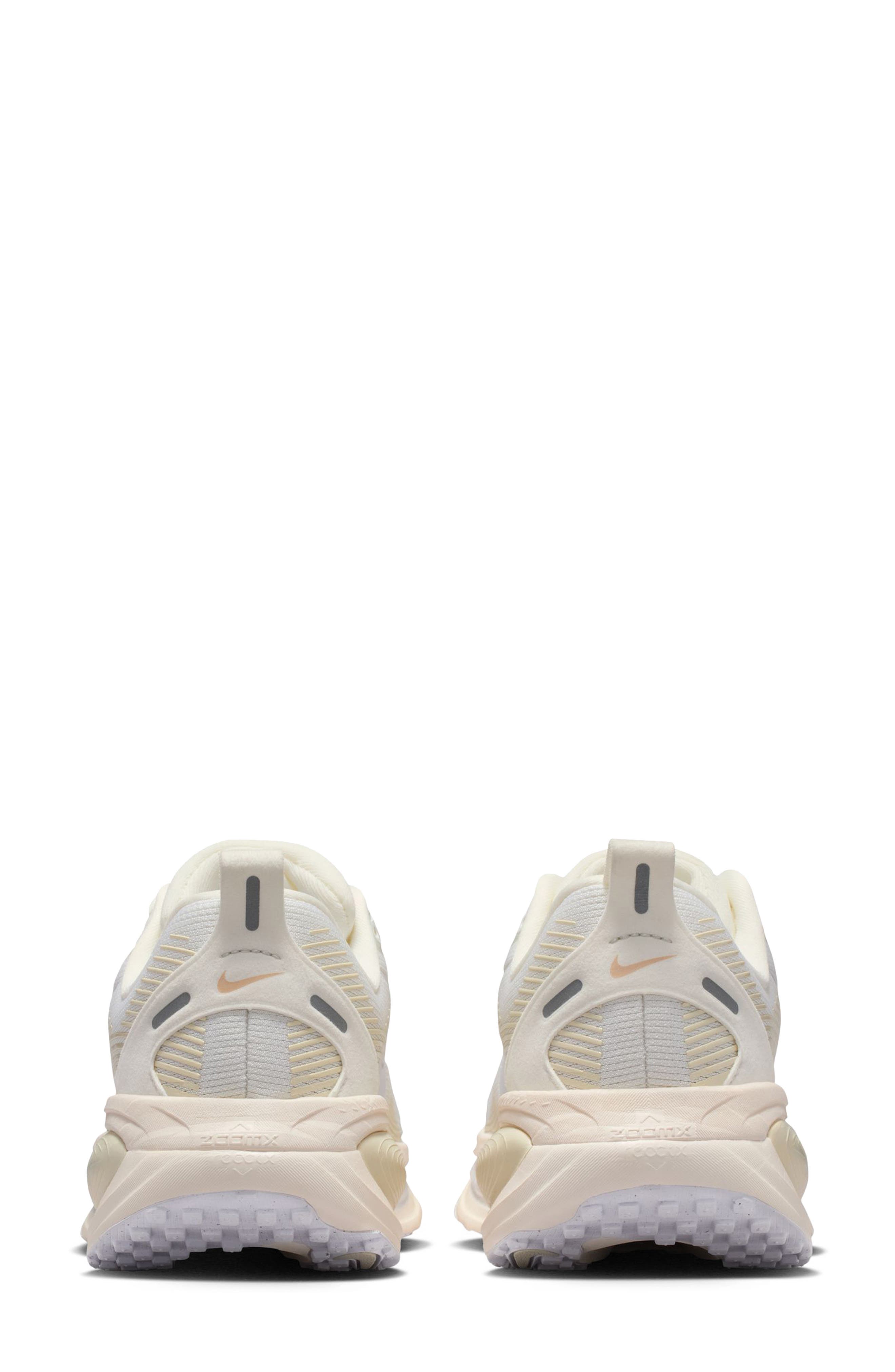 Vomero 18 Running Shoe, Alternate, color, SMITH WHITE/ WHITE